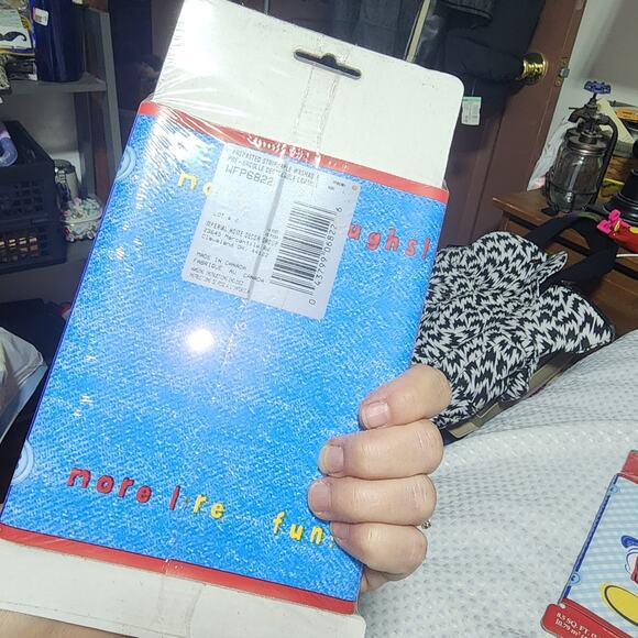 MICKEY MOUSE NWT SET OF 4 DECORATIVE PREPASTED WALL BORDER UNOPENED - Picture 6 of 8